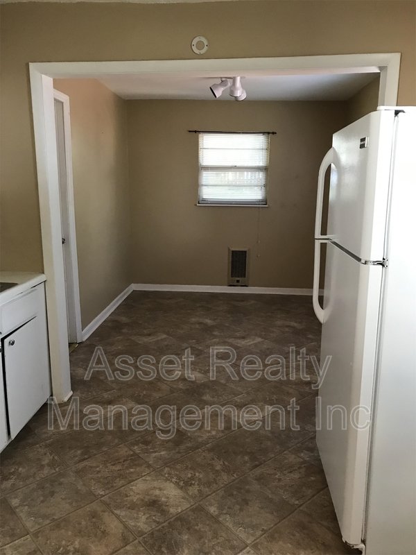 2315 Greenfield Ln property image