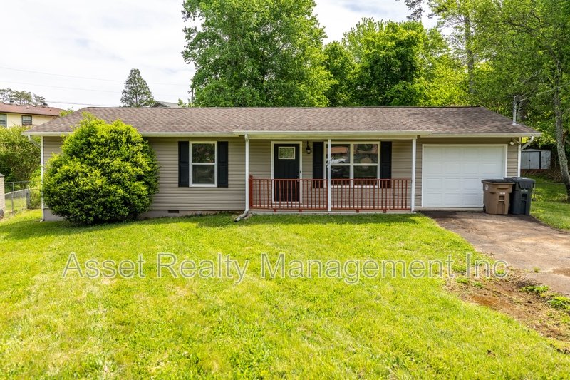 5601 Ludbury Lane property image