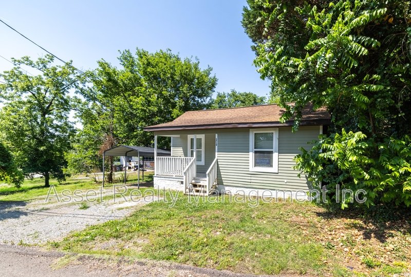 1715 Fay Street property image