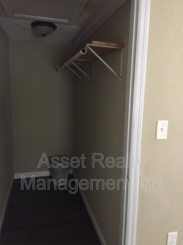608 Lester Road Unit 3 property image