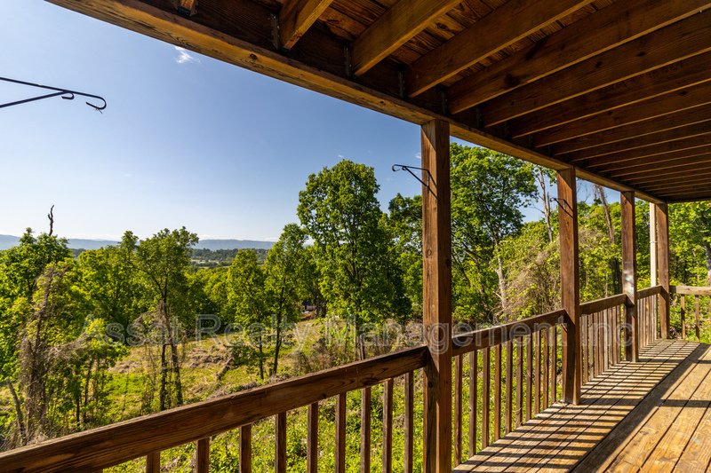 616.618.622. 628 North Cunningham Road - 628 #2 property image