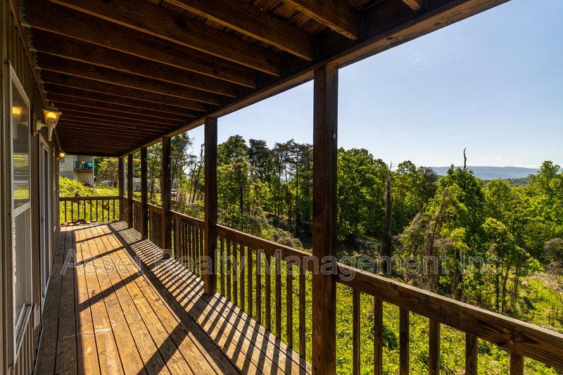 616.618.622. 628 North Cunningham Road - 628 #2 property image