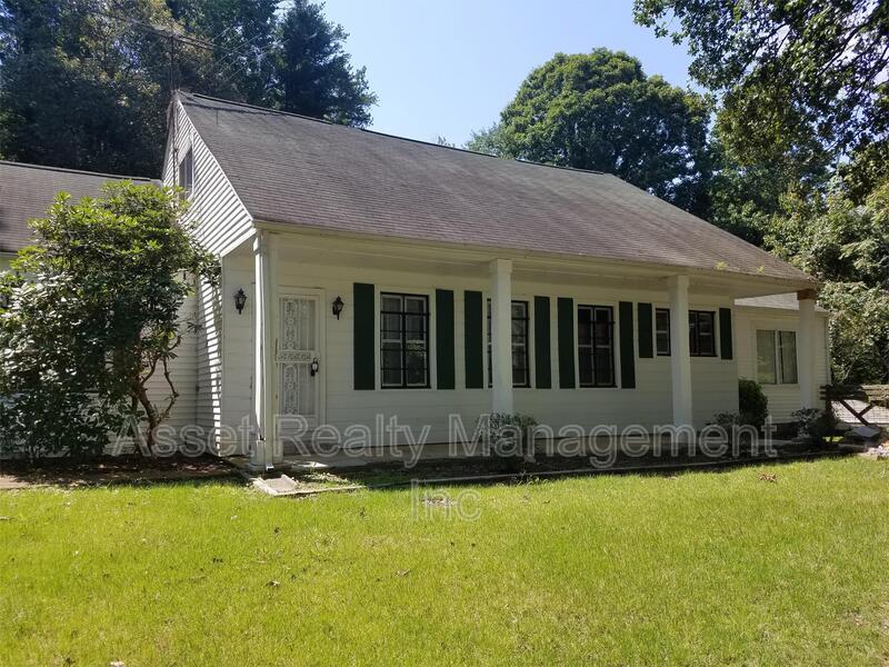 2033 Decatur Highway property image