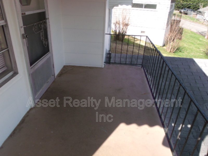 102 Wainwright property image