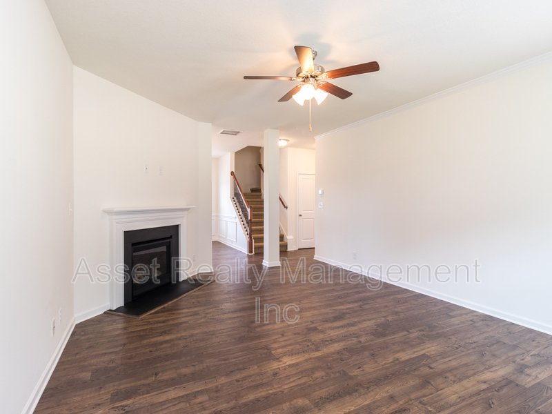 4831 Birchcrest Lane property image