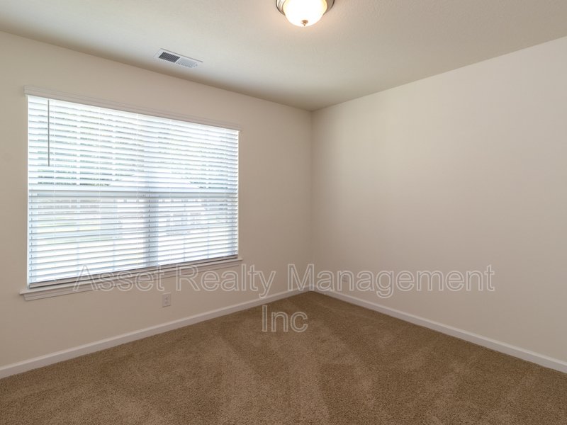 4831 Birchcrest Lane property image