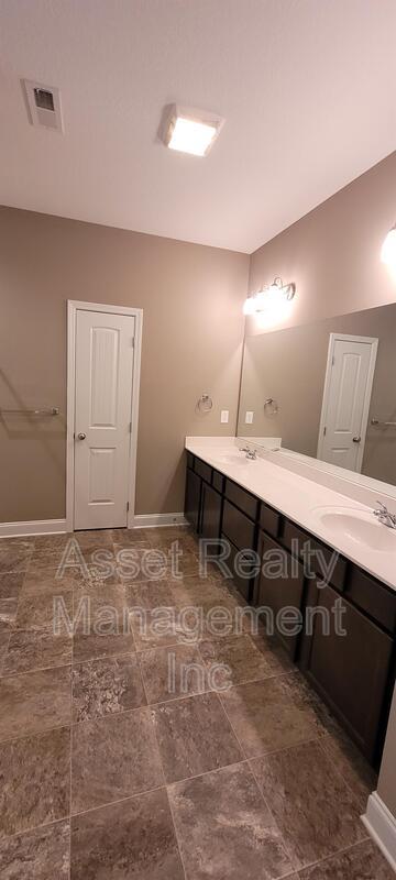103 W. Rarity Ridge Pkwy property image