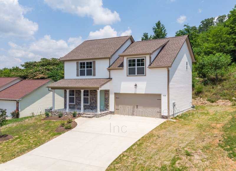 628 Drakewood Road property image