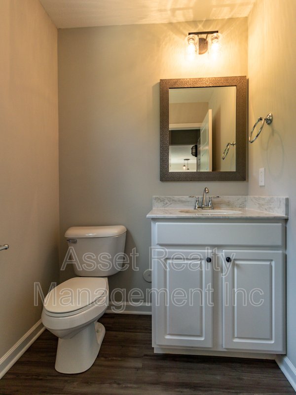 628 Drakewood Road property image