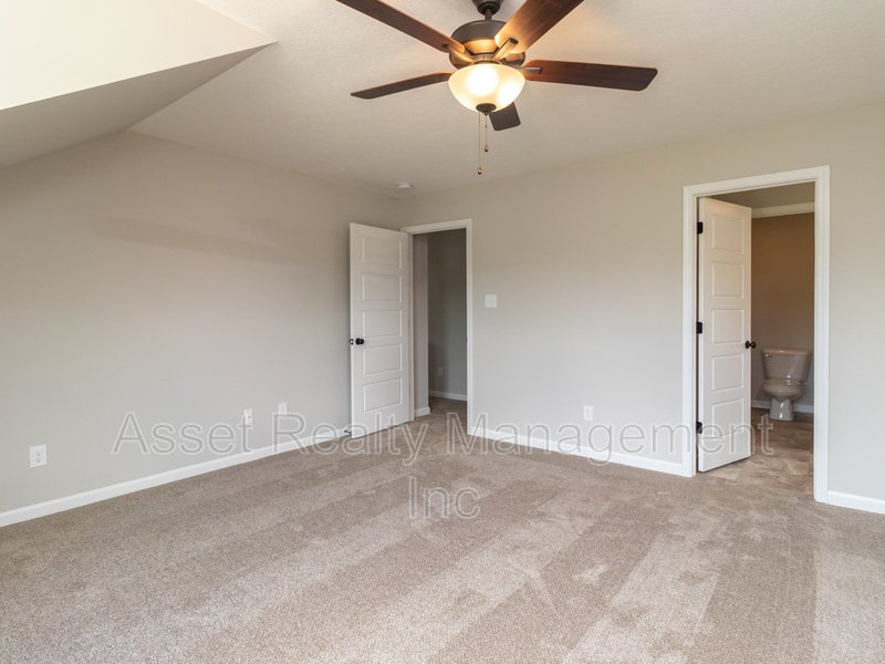 628 Drakewood Road property image