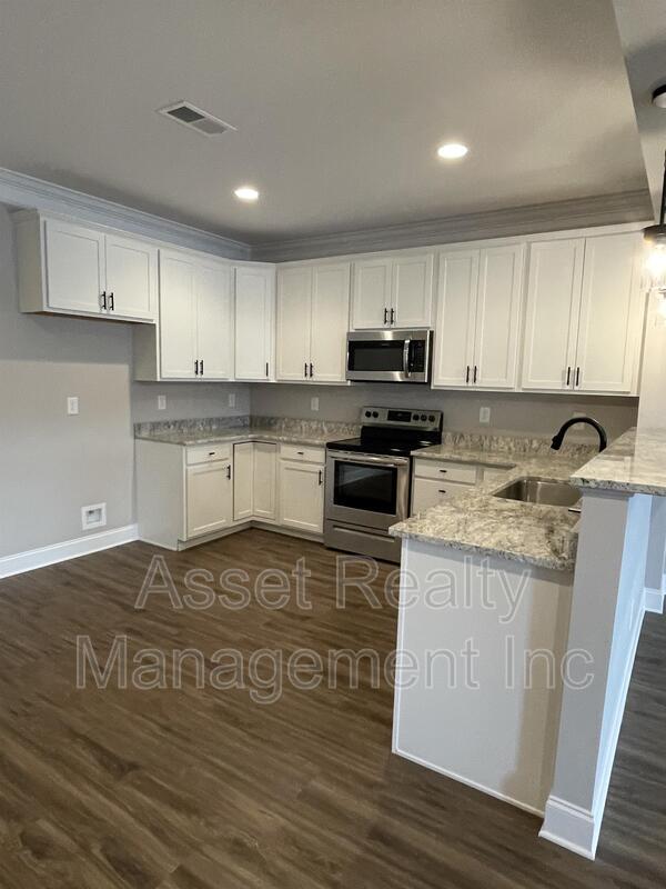 338 Broadberry Avenue property image