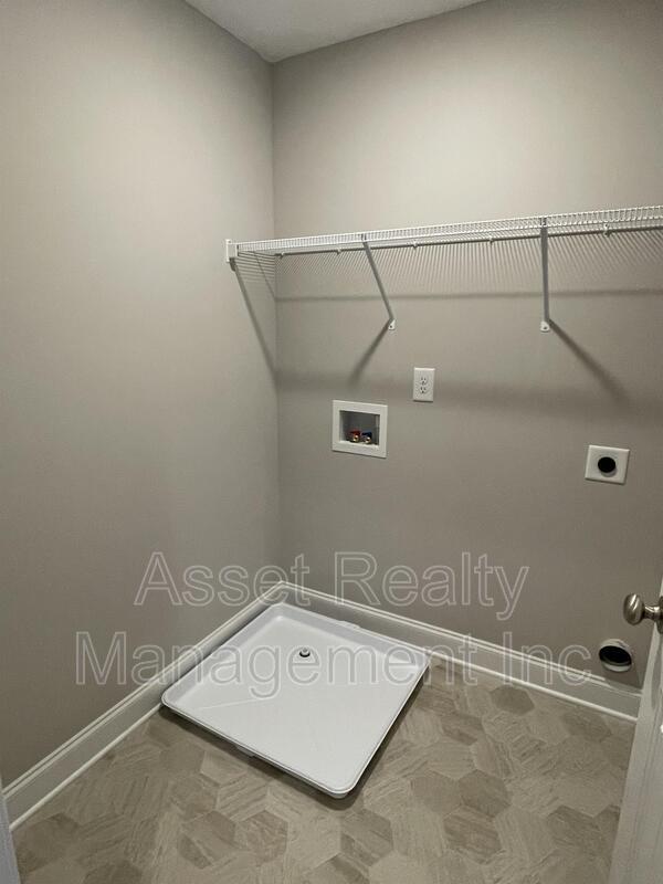 338 Broadberry Avenue property image