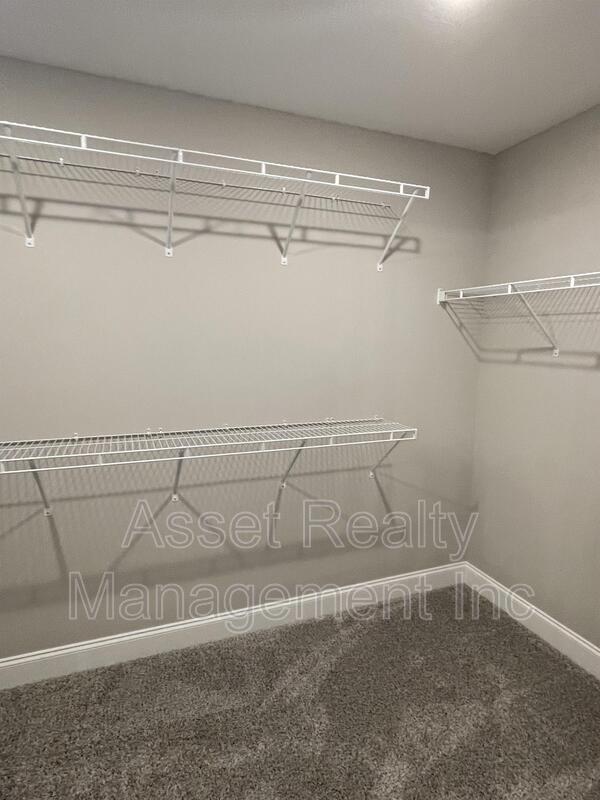 338 Broadberry Avenue property image