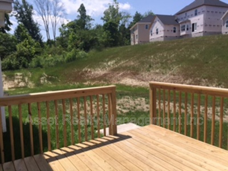 6021 Loftis Creek Lane property image