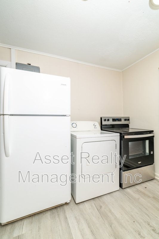 219 Highland Avenue - 1 property image
