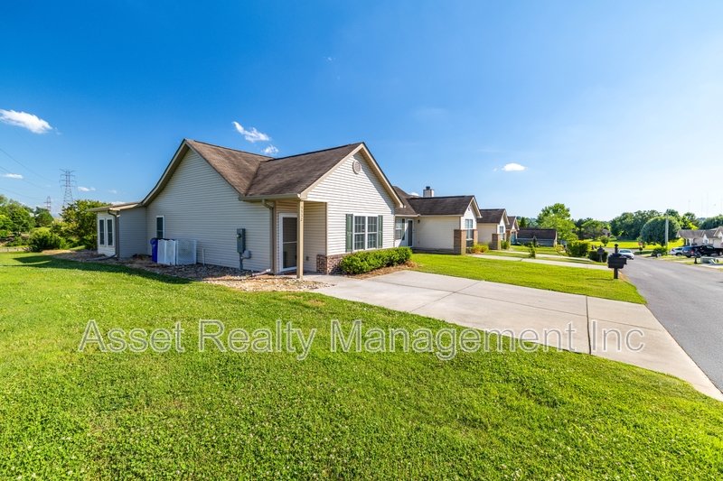 5532 Libby Way property image