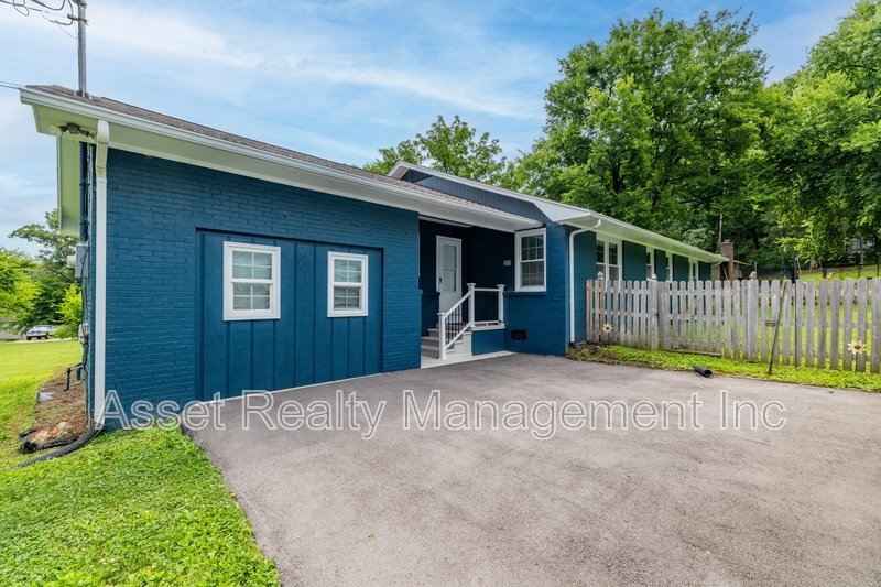201 Farlow Drive property image