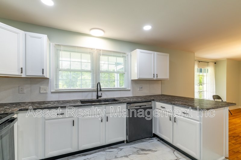 201 Farlow Drive property image