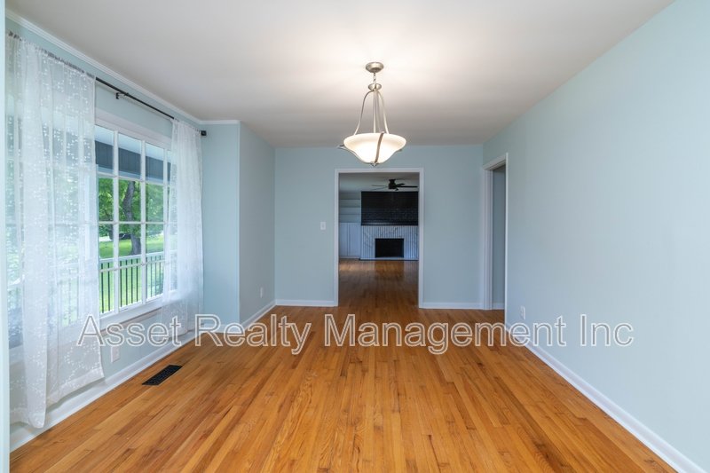 201 Farlow Drive property image