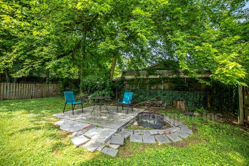 201 Farlow Drive property image