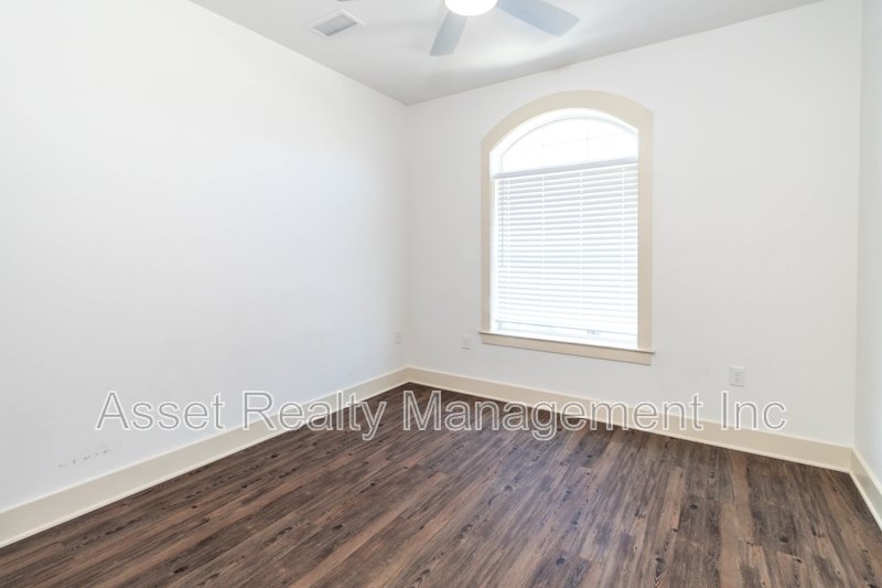 1110 Franck Street - 206 property image