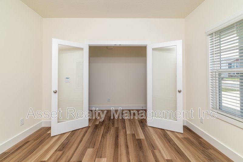 5163 Runnerstone Road property image