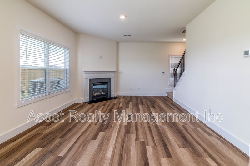5163 Runnerstone Road property image