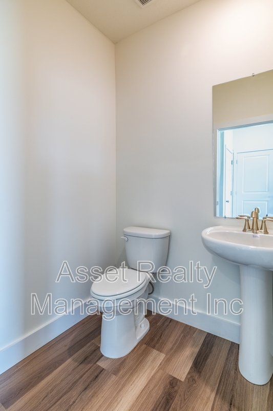 5163 Runnerstone Road property image