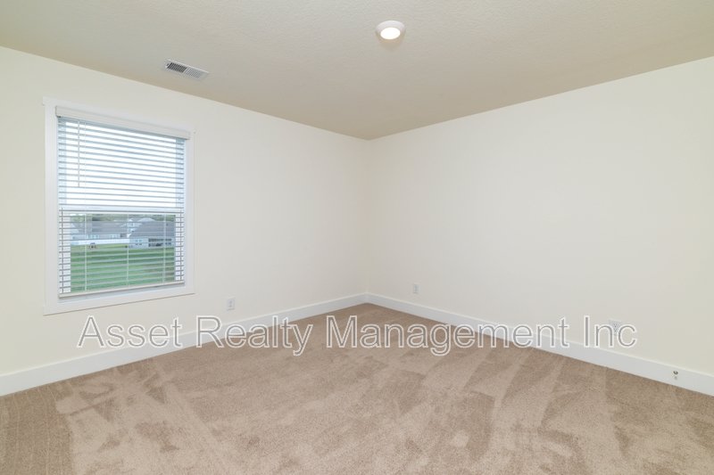 5163 Runnerstone Road property image