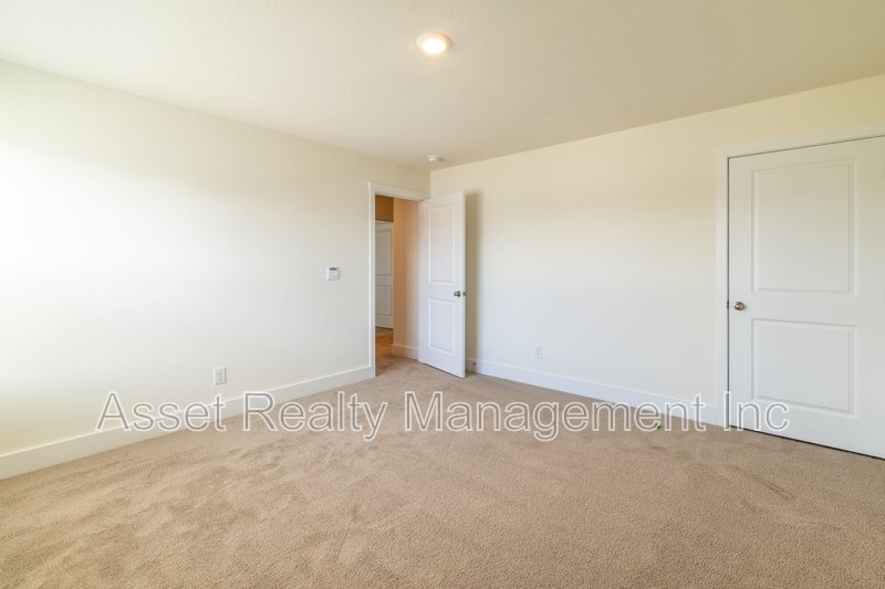 5163 Runnerstone Road property image