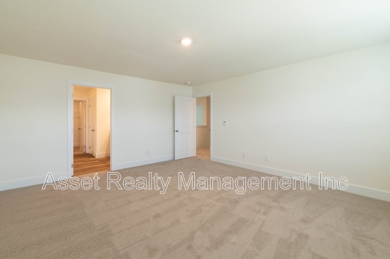 5163 Runnerstone Road property image