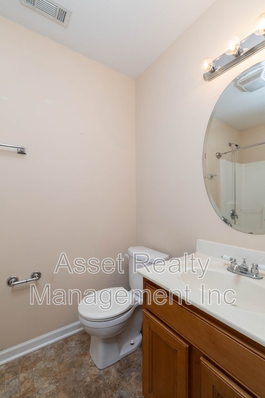 801 Colonial Estates Way property image