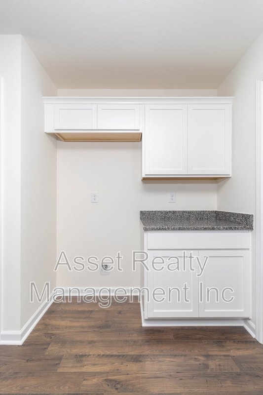 2063 Southwood Circle property image