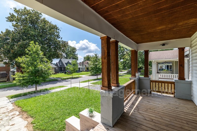 3043 East 5th Avenue - 2 property image