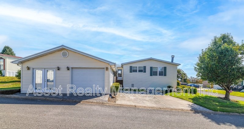 1322 Silver Charm Way property image