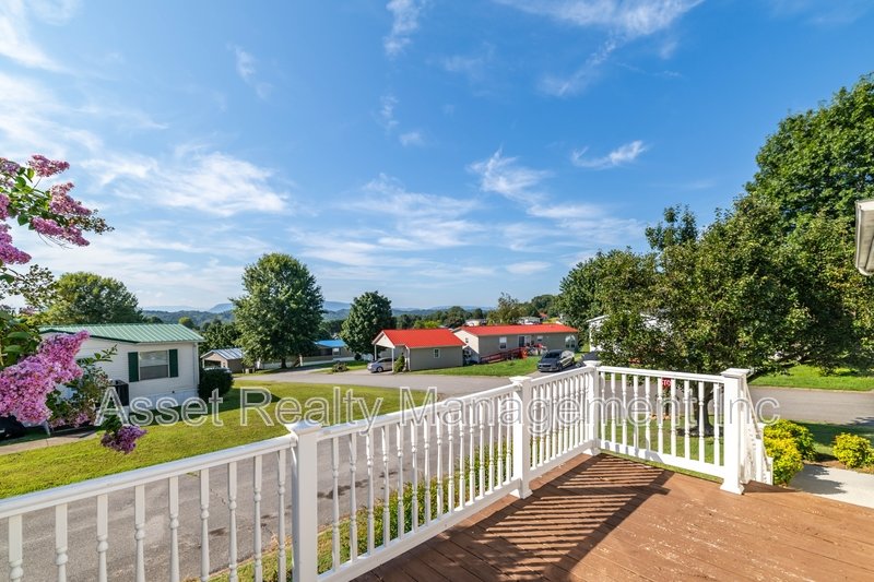1322 Silver Charm Way property image