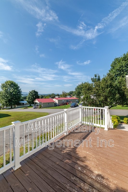 1322 Silver Charm Way property image