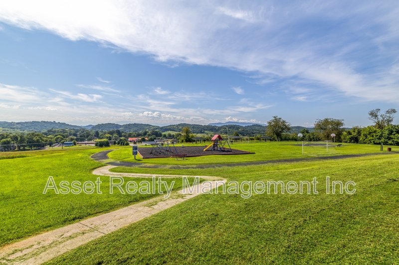 1322 Silver Charm Way property image