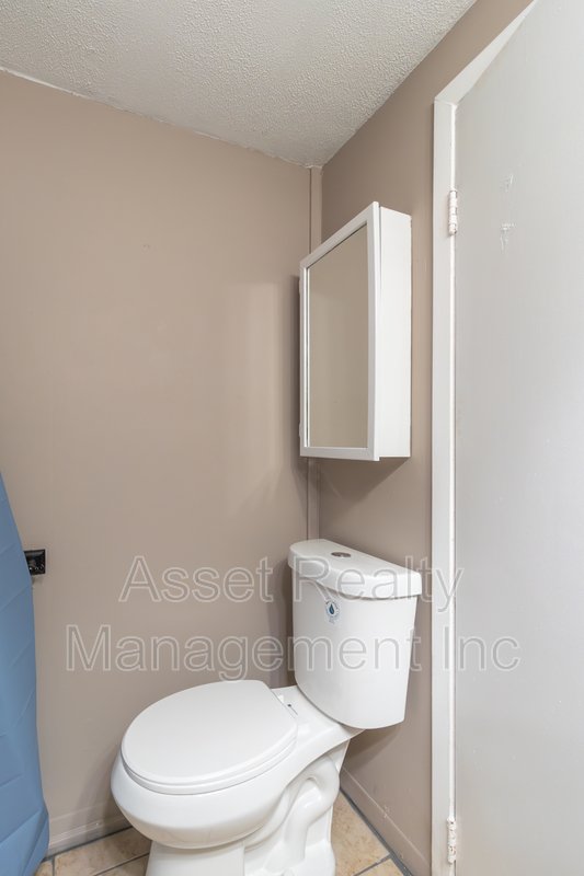 4864 Shell Lane property image