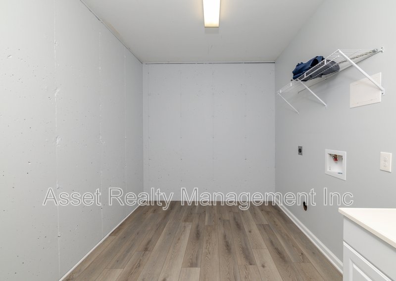 1217 Dreamview Lane property image