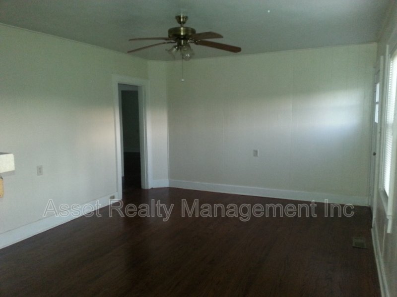 1208 Tipton Station Rd property image
