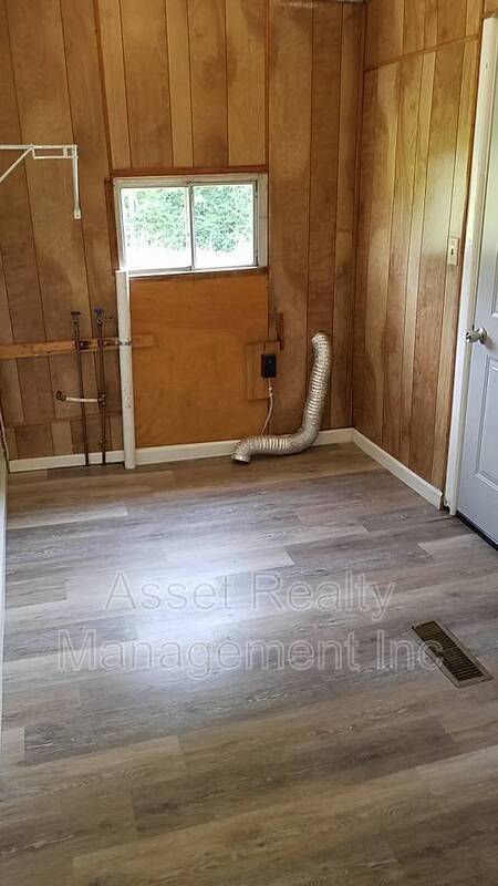 1208 Tipton Station Rd property image