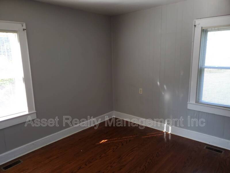 1208 Tipton Station Rd property image