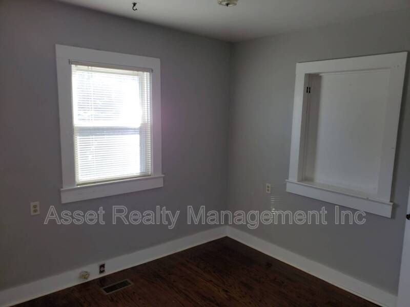 1208 Tipton Station Rd property image