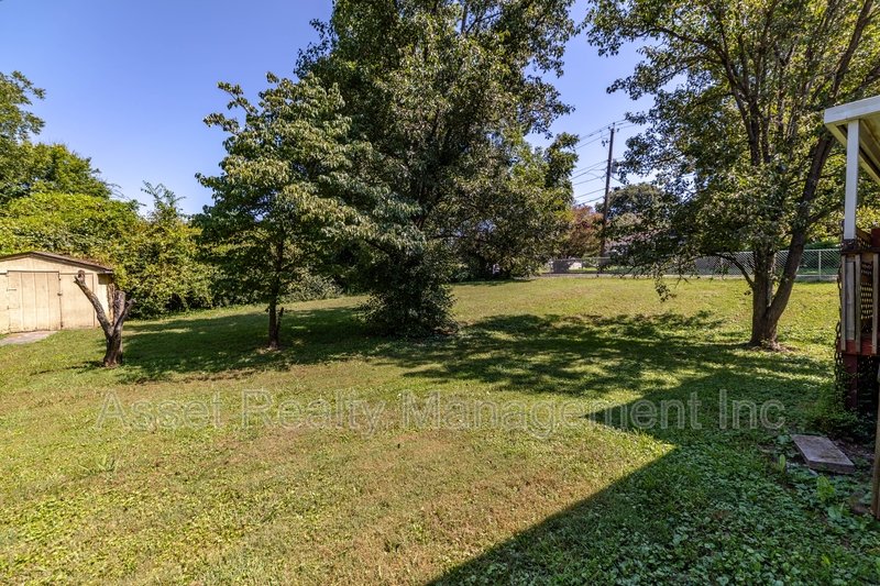 2139 West Gilbert Lane property image