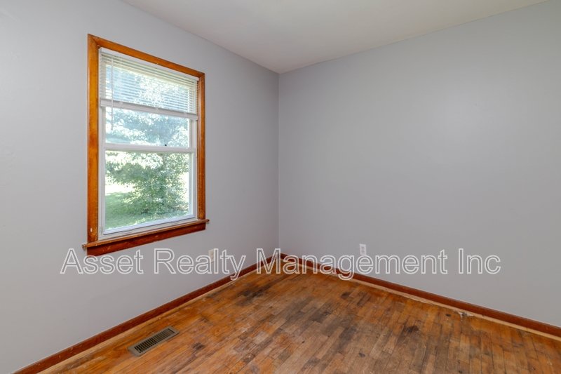 2139 West Gilbert Lane property image