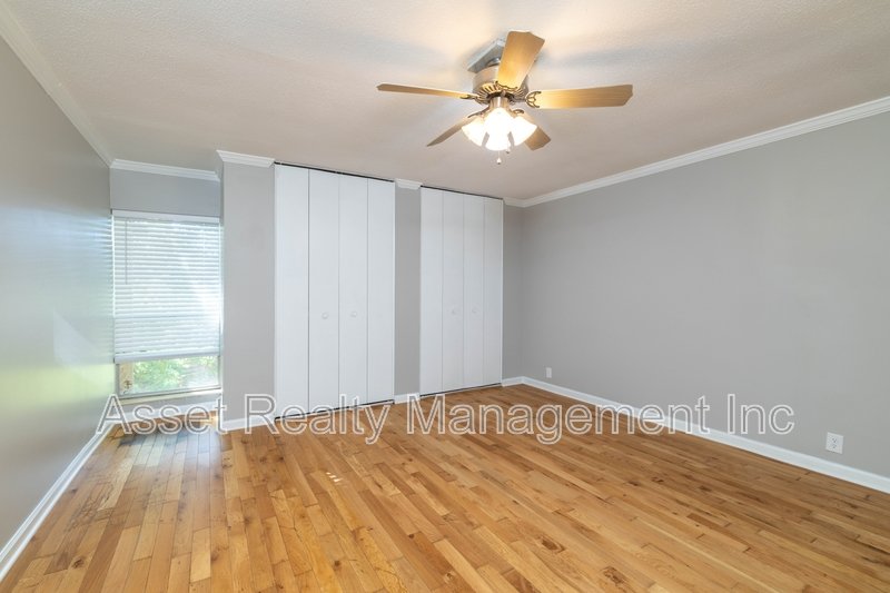 8510 Madrid Court - 8510 property image