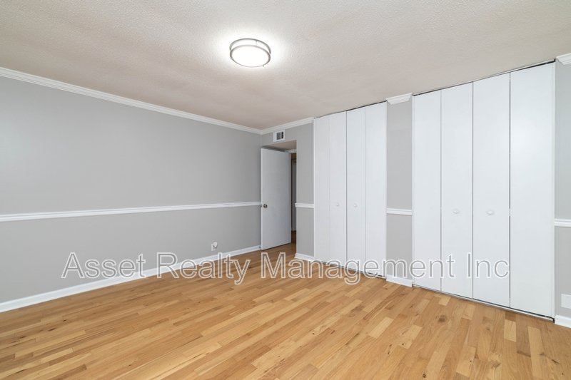 8510 Madrid Court - 8510 property image