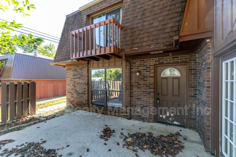 9124 Woodpark Lane Northwest - A property image