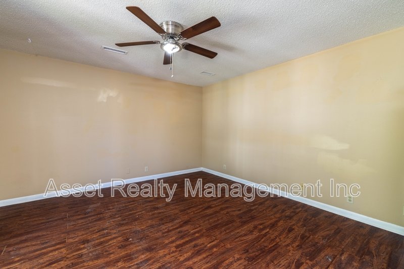 9124 Woodpark Lane Northwest - A property image